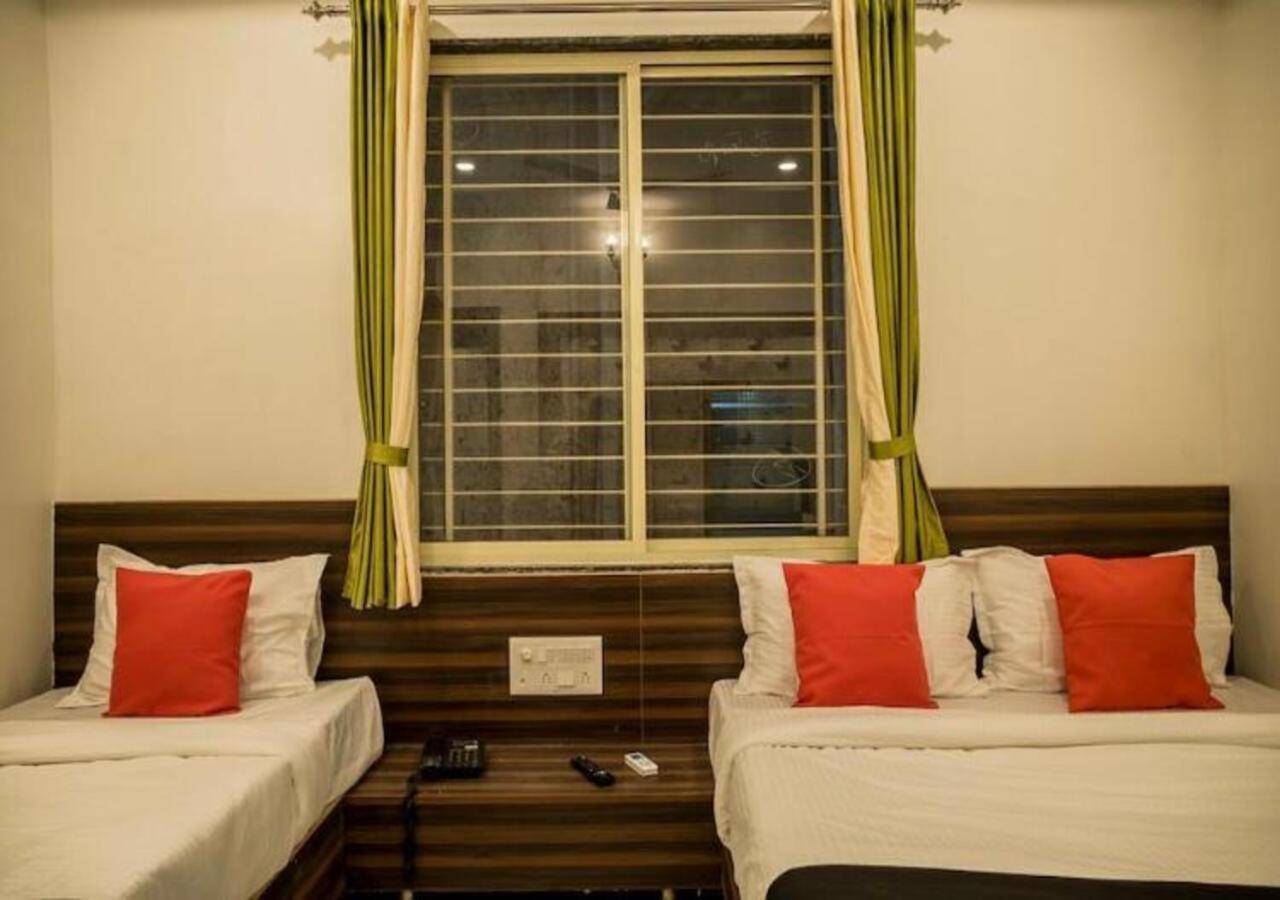 Hotel Sai Sk Palace Ширди Экстерьер фото